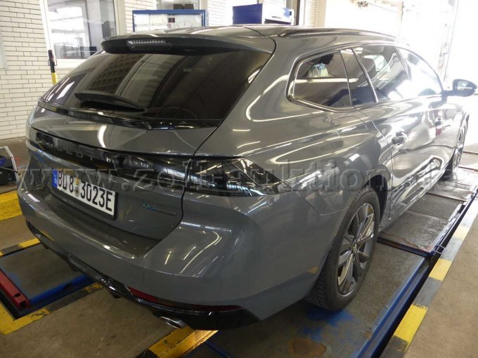 Heckansicht hinten rechts