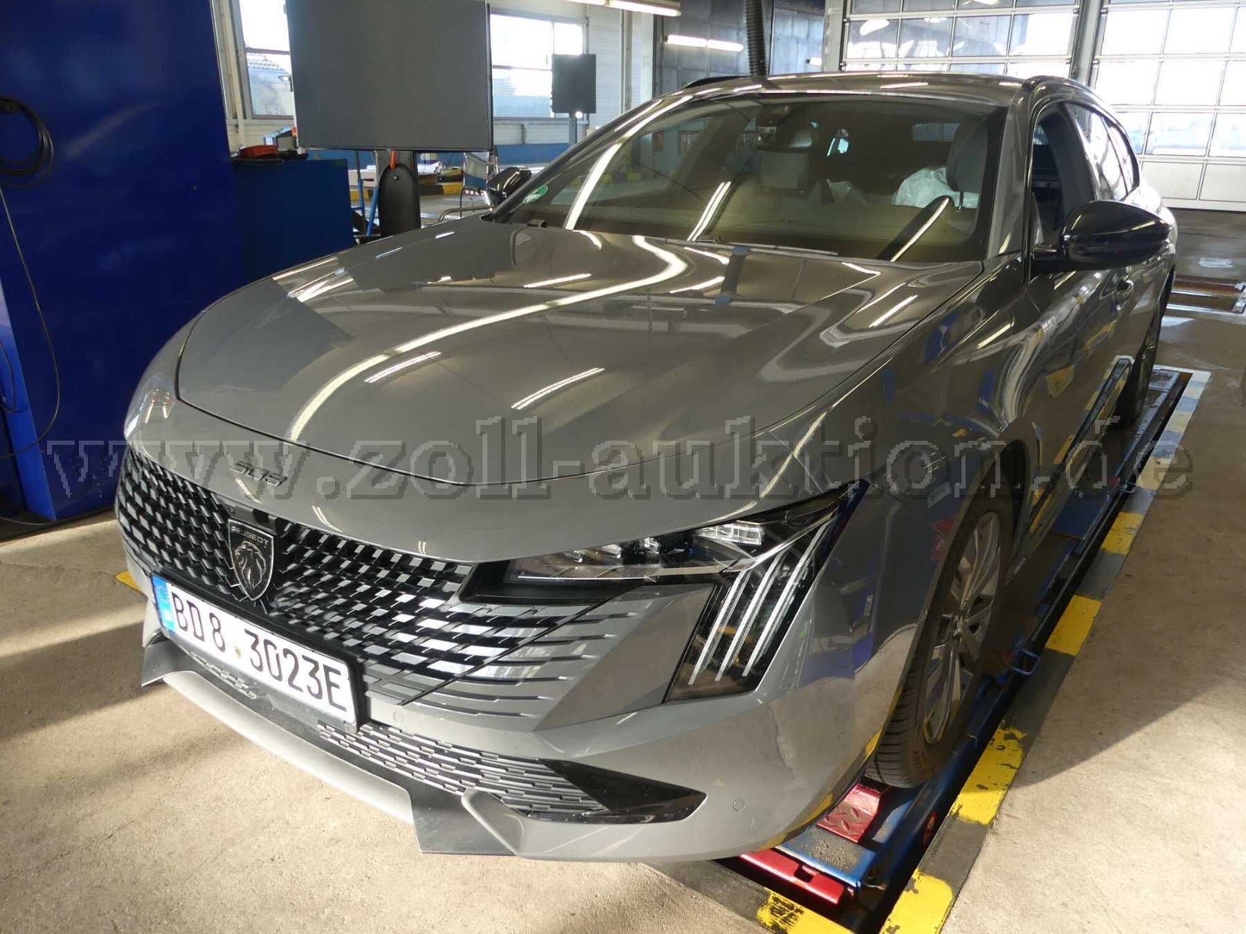 Frontansicht vorn links