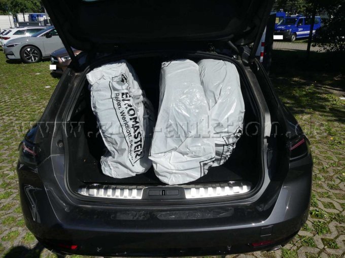 1 Peugeot 508 Hybrid 225 (Plug-In) SW Allure - BD8-3024E – foto 9 – kavel bij Zoll-Auktion, Dresden