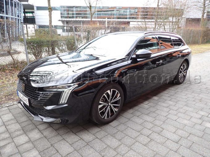 Frontansicht vorn links