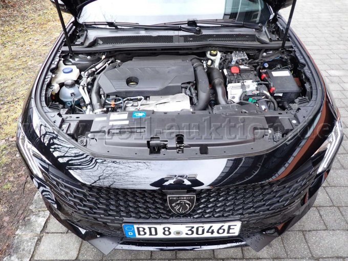 Frontansicht Motorraum