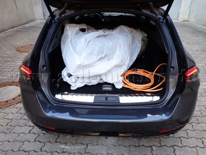 Heckansicht Kofferraum