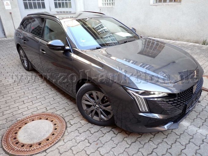 Frontansicht vorn rechts