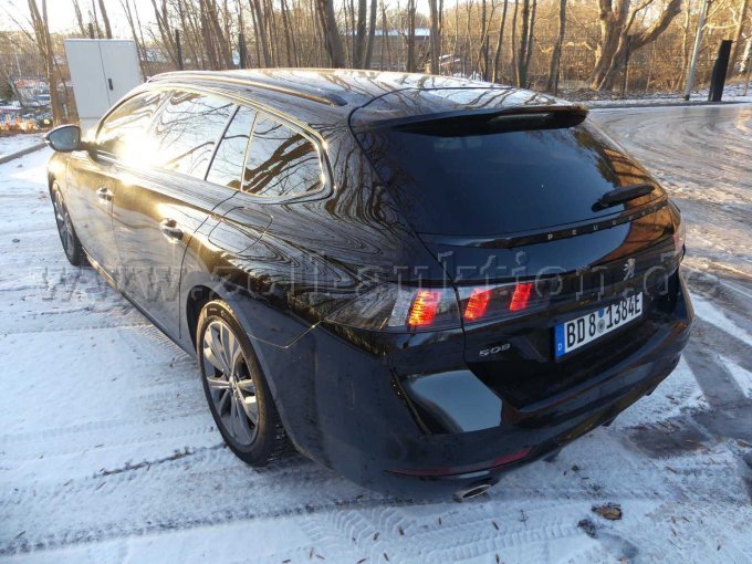 Gesamtansicht hinten links