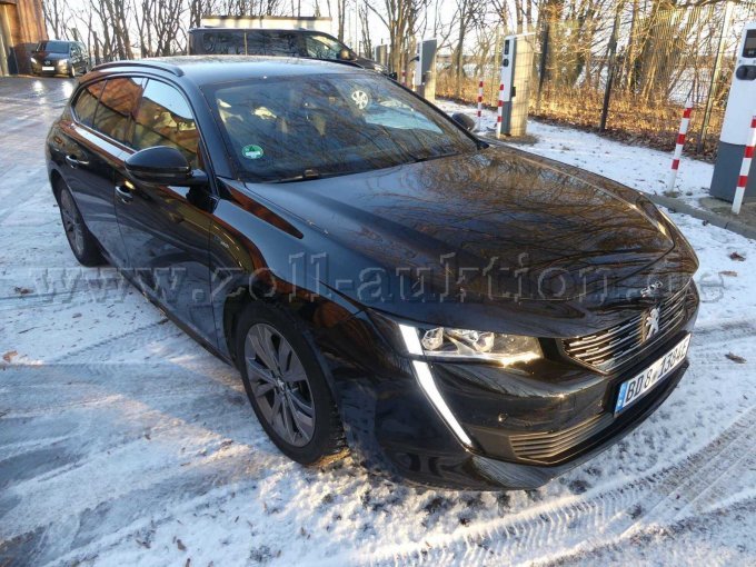 Gesamtansicht vorn rechts