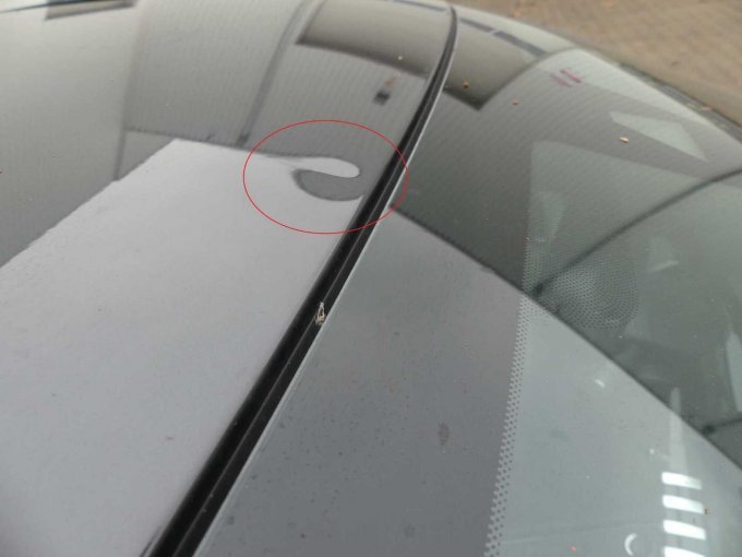 Beispiel Delle, Beschädigung Fahrzeugdach