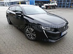 Frontansicht diagonal rechts