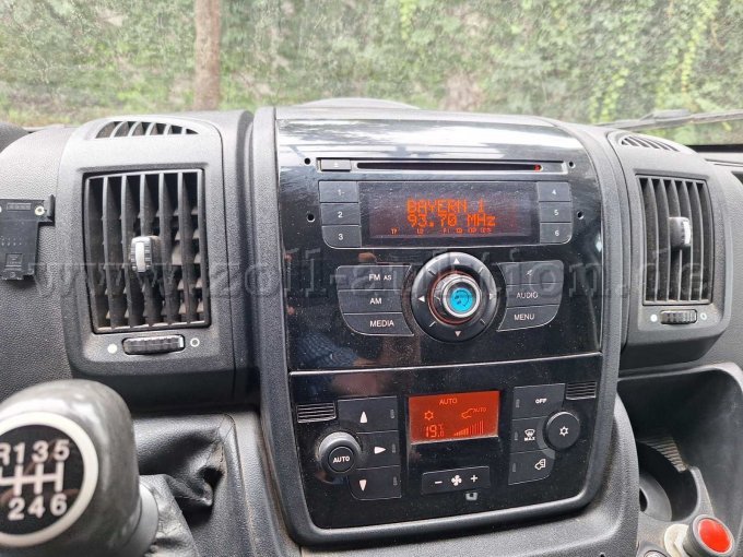 Radio und Klimaautomatik