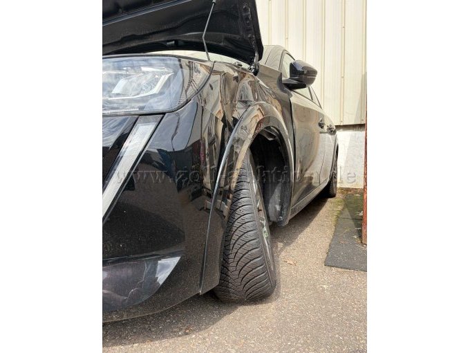 1 Peugeot E-208, volledig elektrisch – ongeval / onderdelenauto – foto 10 – kavel bij Zoll-Auktion, Hamburg