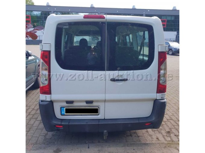 Peugeot Expert TePee 2006/Diesel/88 kW /172000 km / defekt /Jade-Hochschule