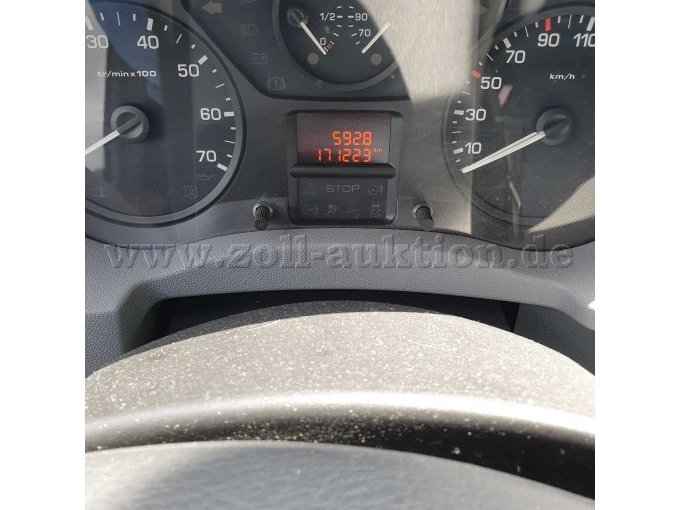 Peugeot Expert TePee 2006/Diesel/88 kW /172000 km / defekt /Jade-Hochschule