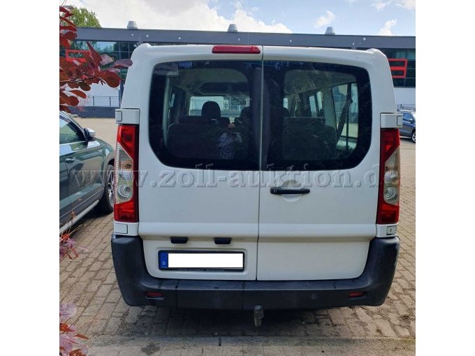 Peugeot Expert TePee 2006/Diesel/88 kW /172000 km / defekt /Jade-Hochschule