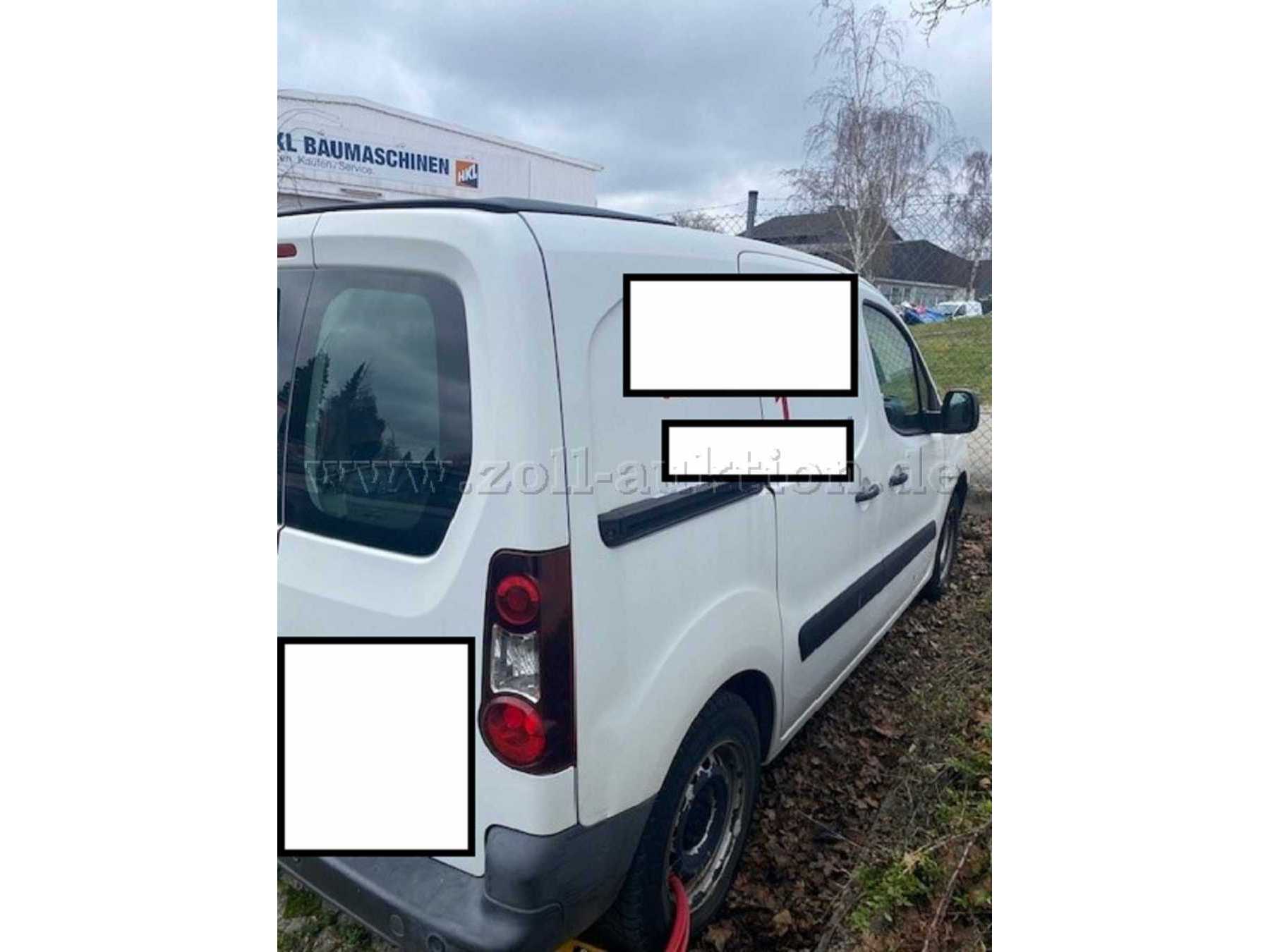 Fahrzeug hinten rechts