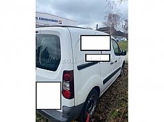 Fahrzeug hinten rechts