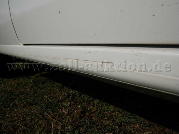 Kratzer Schweller rechts