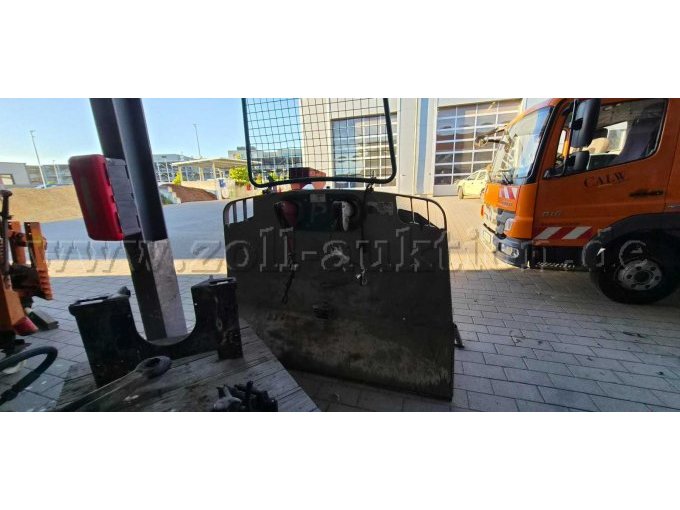1 Pfanzelt Anbauseilwinde DW P 285, generalüberholt 2026 – foto 6 – kavel bij Zoll-Auktion, Calw