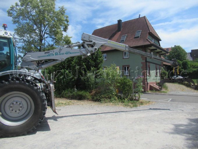 1 Pfanzelt Systemschlepper PM Trac 2380 mit Rückenkran RZ 7180 – foto 9 – kavel bij Zoll-Auktion, Ettlingen