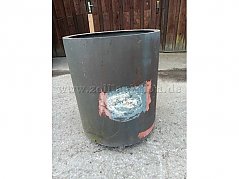 Pflanzkübel von Außen