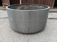Pflanzkübel von Außen
