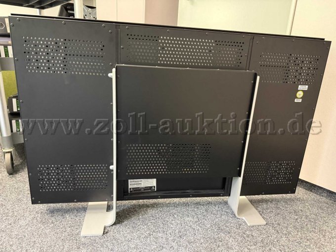 Monitor von hinten