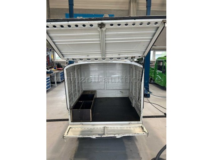 Heck beide Klappen offen