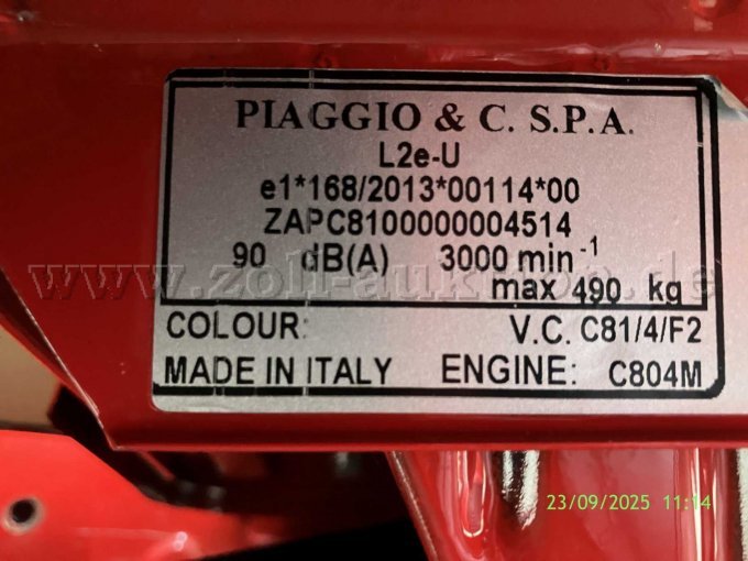 APE Aufkleber mit Modelbezeichnung