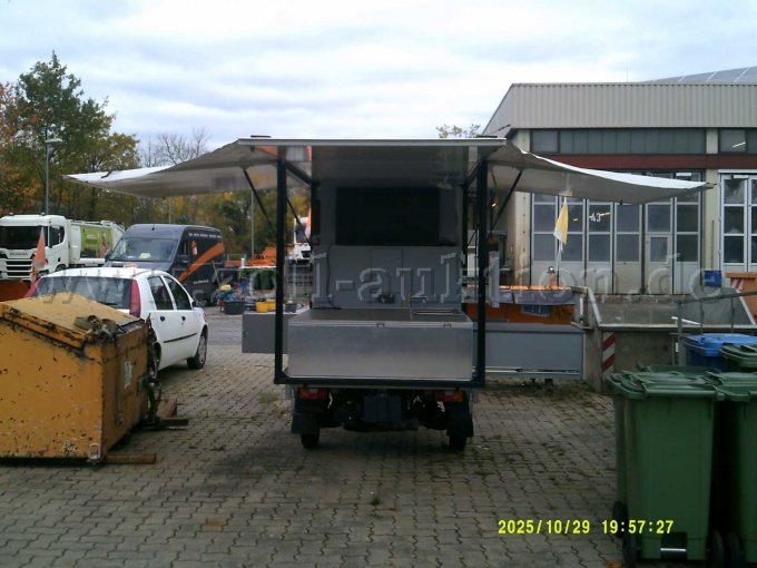 Heckansicht - geöffnet