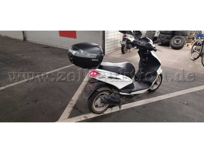 1 Piaggio Fly 50 Roller defekt – foto 3 – kavel bij Zoll-Auktion, Bonn