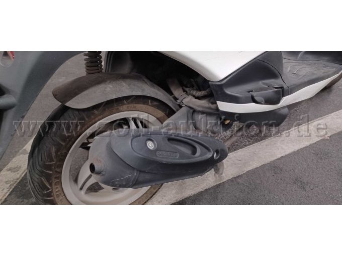 1 Piaggio Fly 50 Roller defekt – foto 13 – kavel bij Zoll-Auktion, Bonn