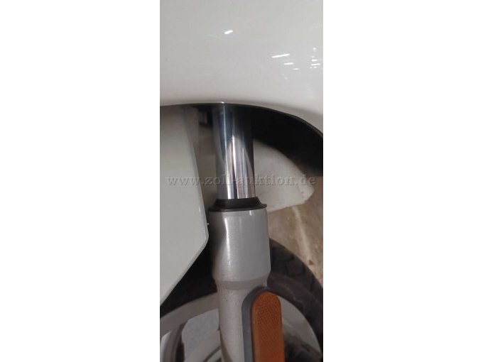 1 Piaggio Fly 50 Roller defekt – foto 15 – kavel bij Zoll-Auktion, Bonn