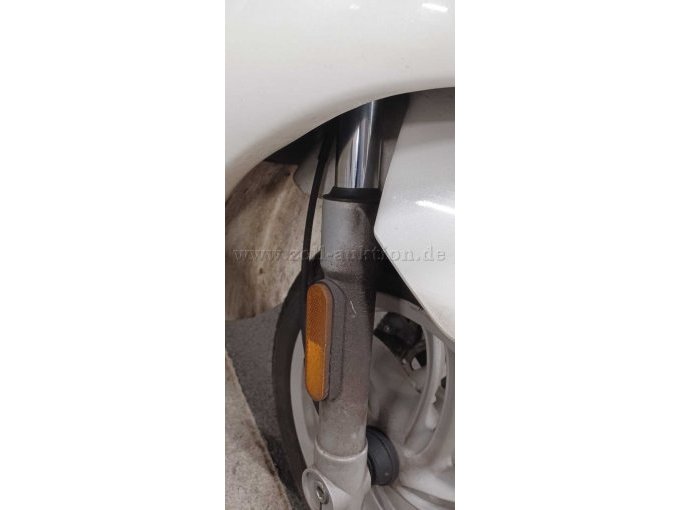 1 Piaggio Fly 50 Roller defekt – foto 16 – kavel bij Zoll-Auktion, Bonn