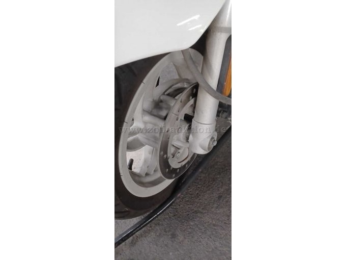 1 Piaggio Fly 50 Roller defekt – foto 14 – kavel bij Zoll-Auktion, Bonn