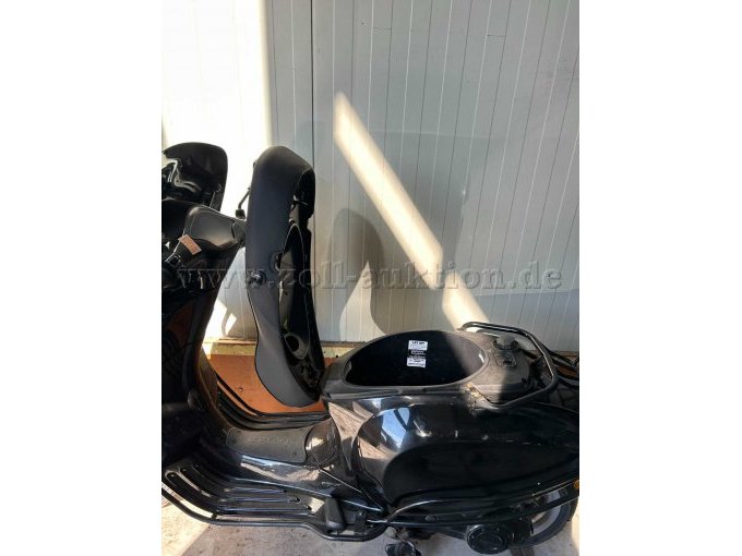 1 Piaggio Vespa Primavera-Sprint 50 4T3V – foto 4 – kavel bij Zoll-Auktion, Kleve