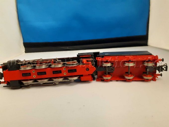 Piko Dampflokomotive BR 55 DR 553784, Unterseite