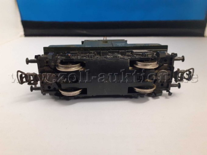 Piko E-Lok Nebenbahn E 69 05, Unterseite