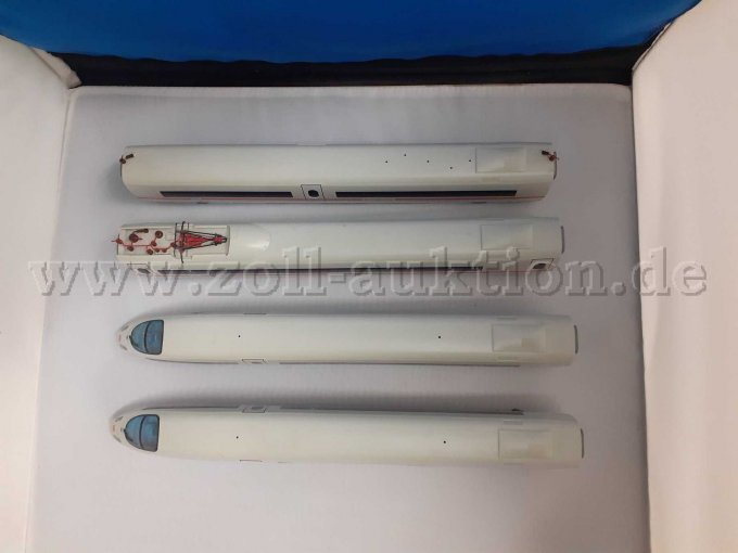 Piko Triebwagenzug ICE BR 403 DB, Draufsicht