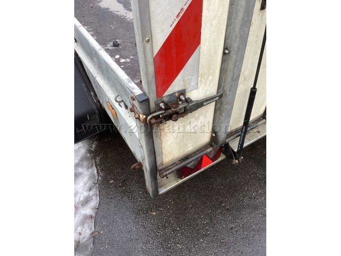 linksseitiger Verschluss