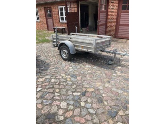 Anhänger seitlich