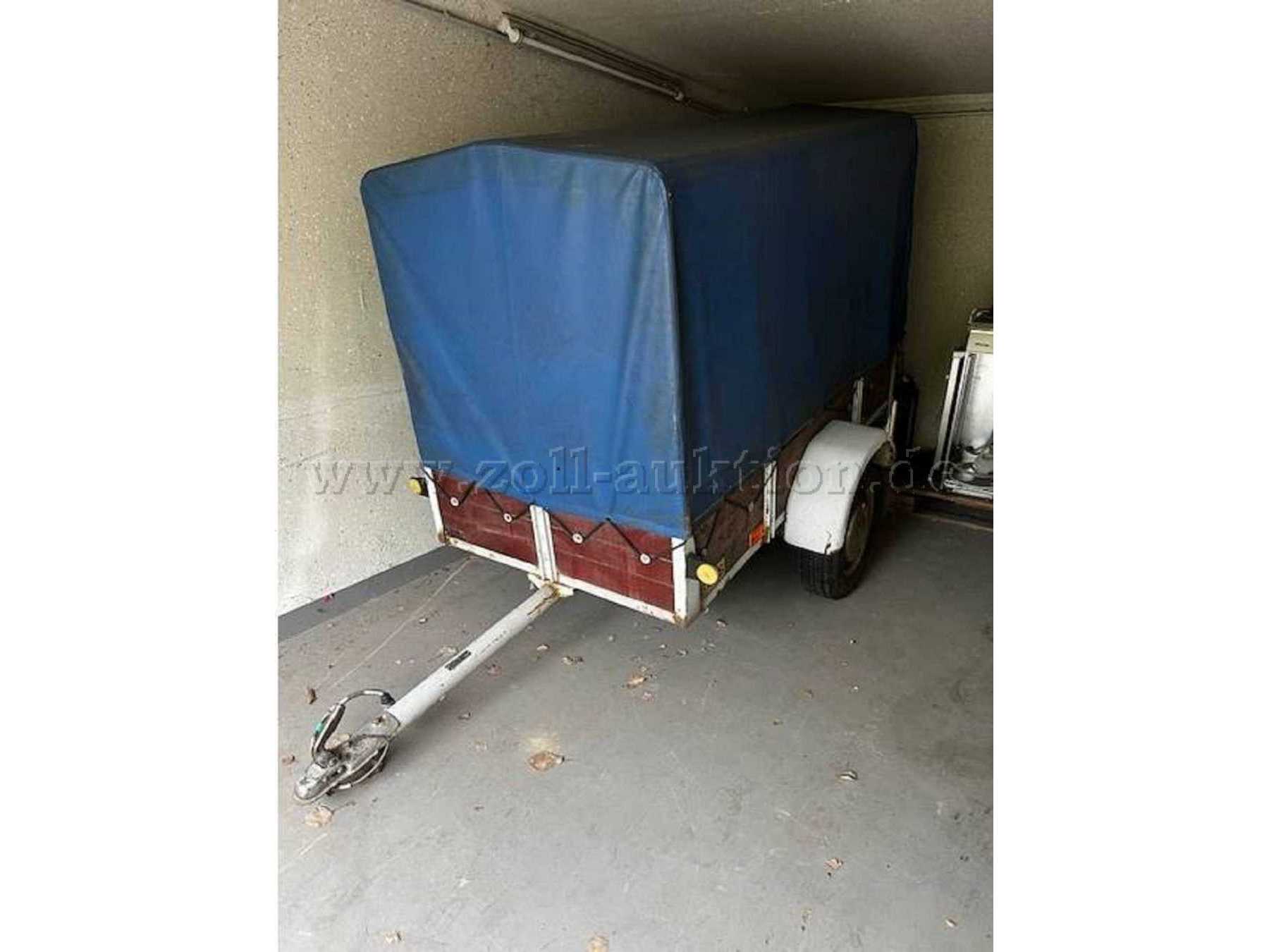 Anhänger mit Kupplung