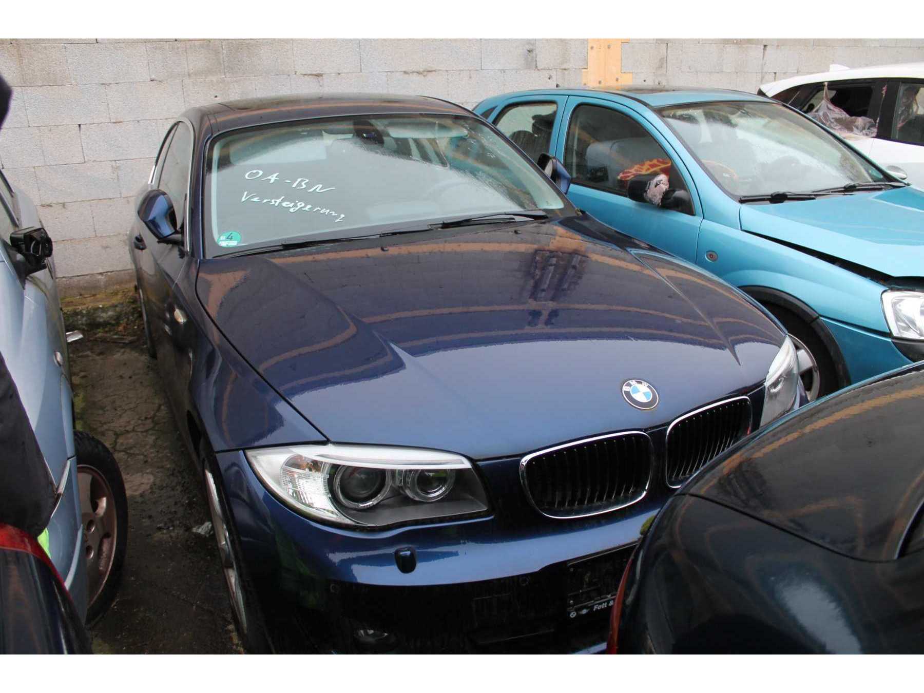 BMW 123 -vorne rechts-