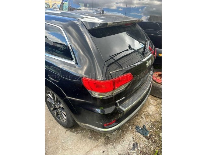 Jeep -hinten links-
