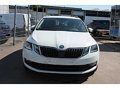Skoda-Octavia -vorne-