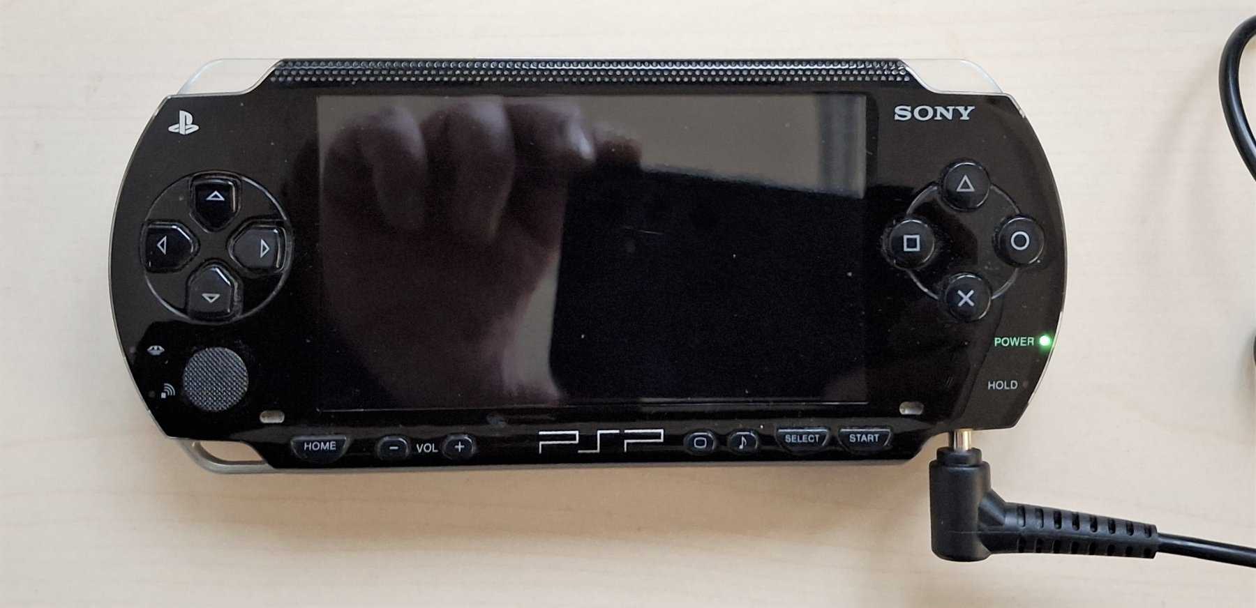 1 PlayStation Portable, PSP-1000 Series, černá, na díly