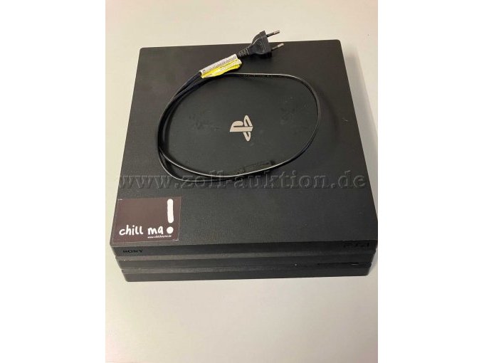Spielekonsole Playstation 4 Pro mit Netzkabel