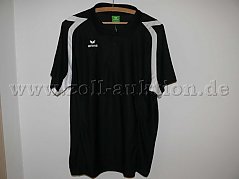 Poloshirt von vorn