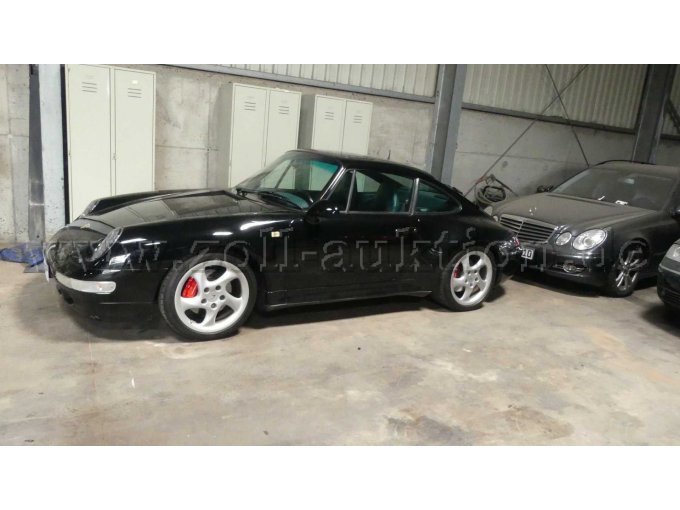 schwarzer Porsche