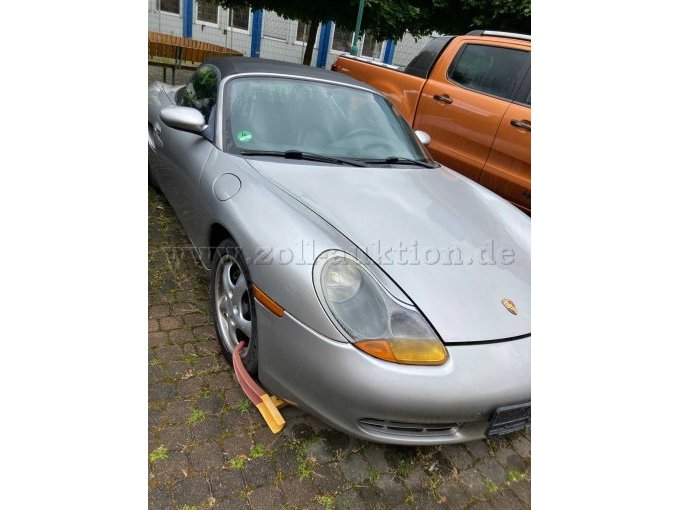 Porsche Boxter von vorn
