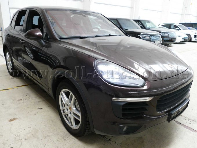 1 Porsche Cayenne S Tiptronic – foto 2 – kavel bij Zoll-Auktion, Berlin