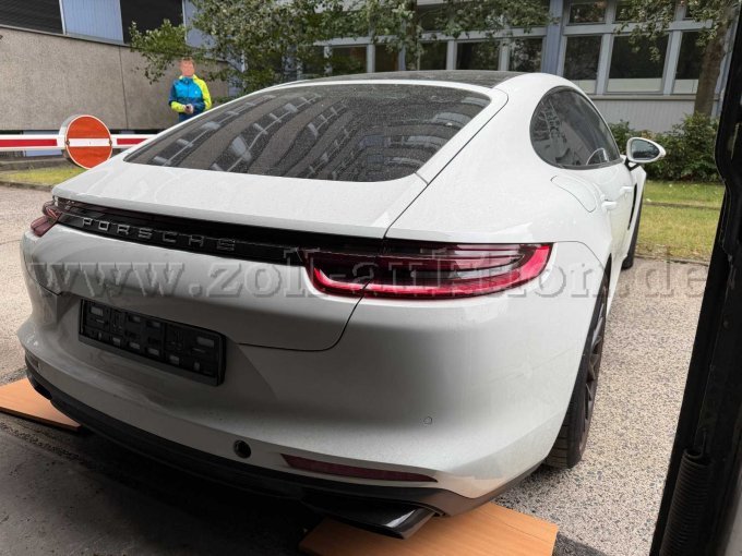 1 Porsche Panamera (971) sedan vanaf 06/16-12/20, (971-2) – foto 4 – kavel bij Zoll-Auktion, Berlin