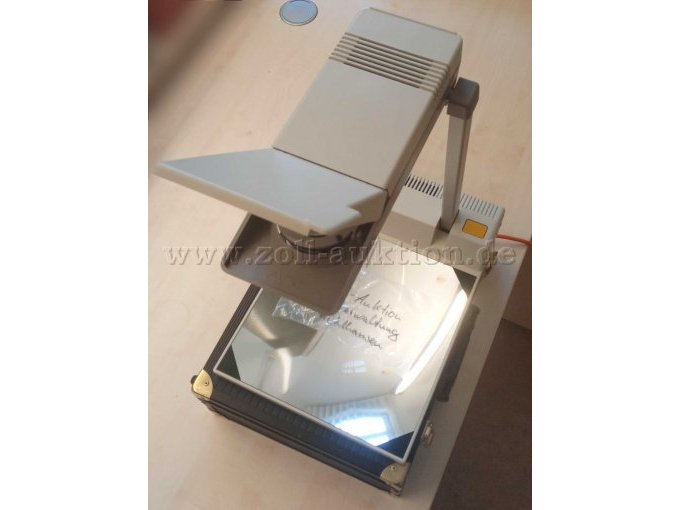 Aufgebauter Projektor
